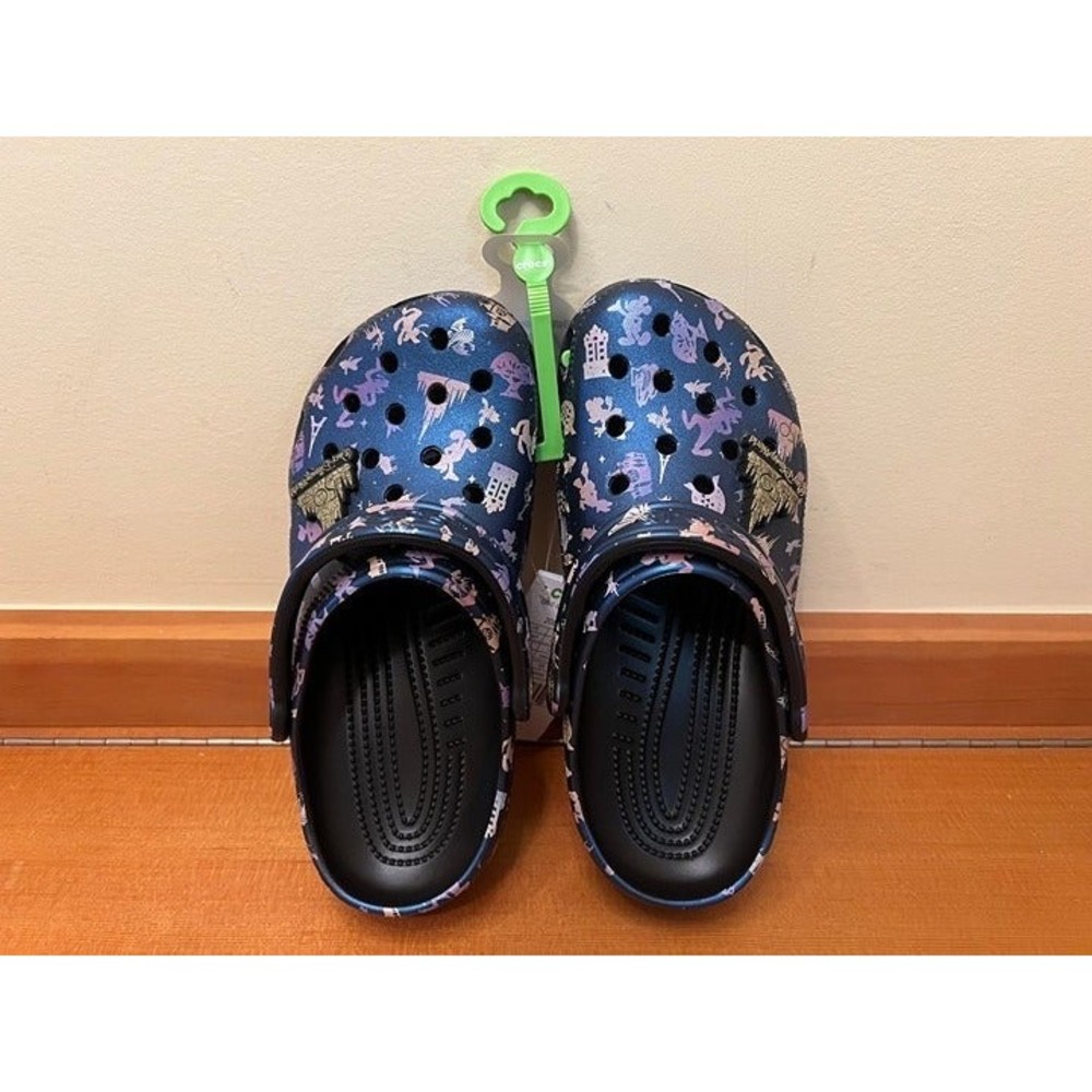 Crocs x Disney World 50th Anniversary Grand Finale Clog Size Women's 8 / Men's 6